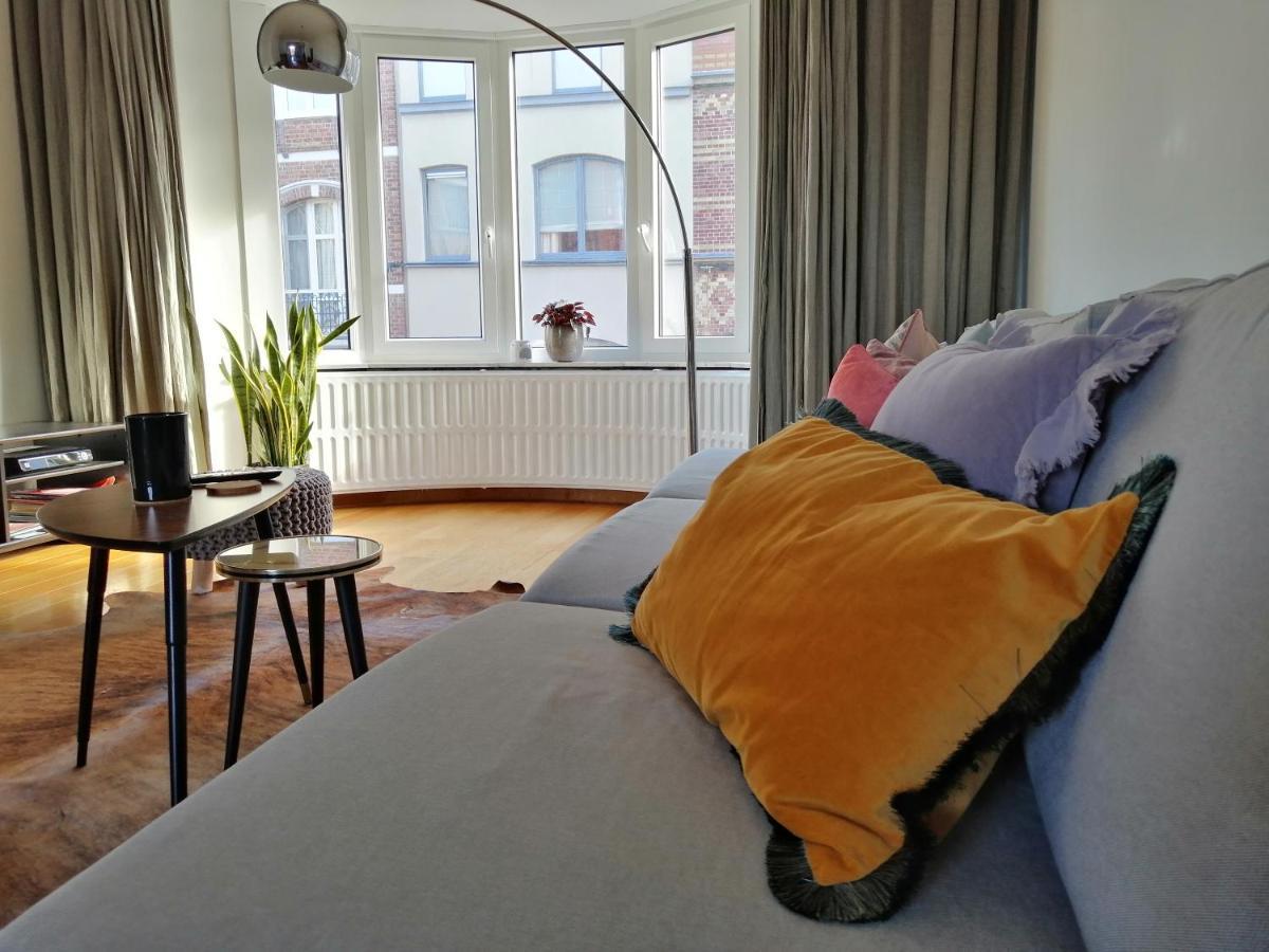 Large Apartment 800M From The Beach 90 Square Meters ออสเทนด์ ภายนอก รูปภาพ